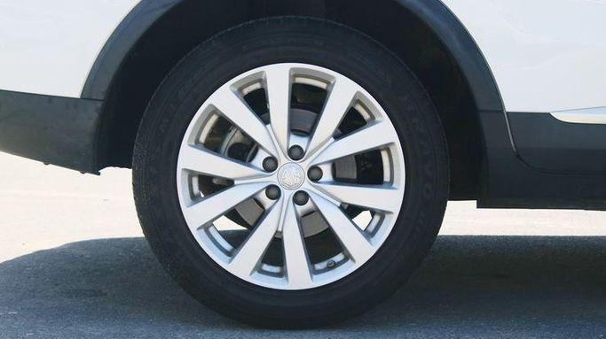 Used MG ZS II Facelift, 1.3 l, 2023 in Dubai by Cariva Used Cars , White color. GCC Specs | AUTO.AE