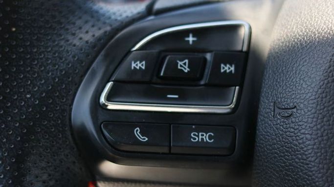 Used MG ZS II Facelift, 1.3 l, 2023 in Dubai by Cariva Used Cars , White color. GCC Specs | AUTO.AE