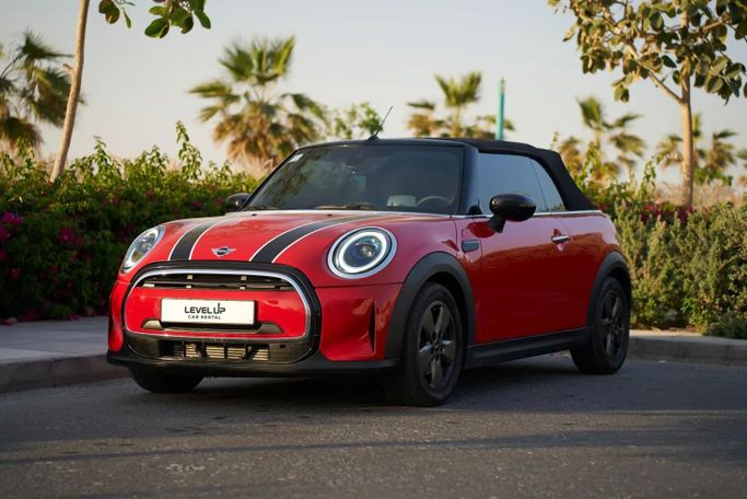 MINI Cabrio Cooper III Рестайлинг 2, 2023 кабриолет  класса в Дубае от LeveL Up Car Rental  красный цвет | AUTO.AE | Объявление #1835