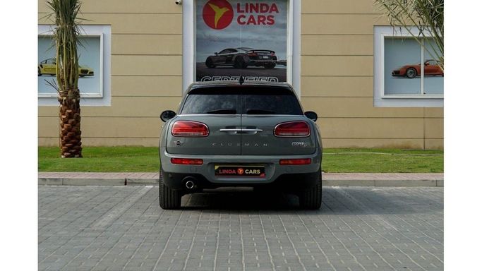 Подержанный MINI Clubman Cooper D II Рестайлинг, 2.0 л, 2021 в Дубае от Linda Cars Серый цвет. Японская | AUTO.AE