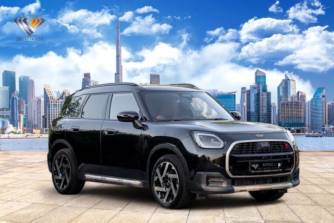 Used MINI Countryman S III, 2.0 l, 2025 in Dubai by Royal Diamond Motors, Black color. GCC Specs | AUTO.AE