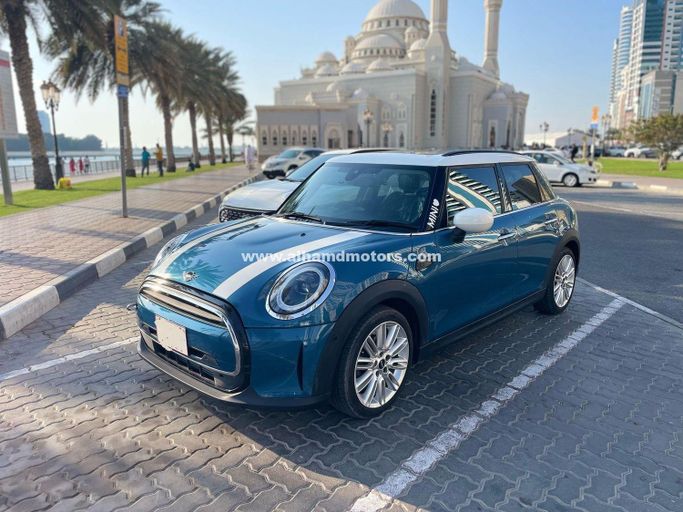 Used MINI Hatch Cooper III (F55/F56) Facelift 2, 1.5 l, 2022 in Dubai by Alhamd Motors, Blue color. Other | AUTO.AE