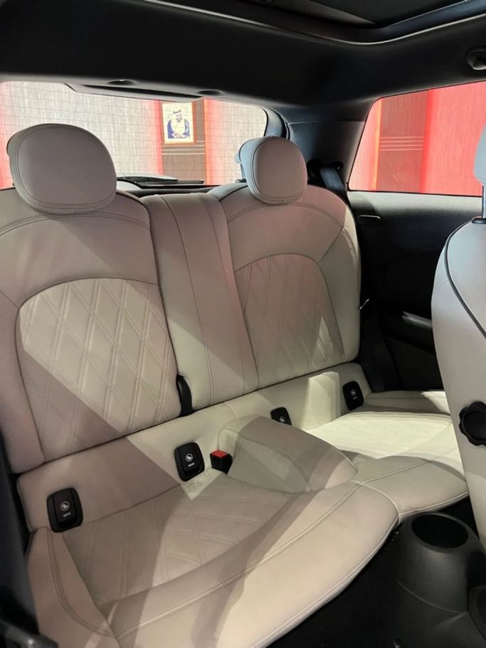 Подержанный MINI Hatch Cooper S III (F55/F56) Рестайлинг 2, 2.0 л, 2023 в Дубае от A Class Motors Синий цвет.  | AUTO.AE