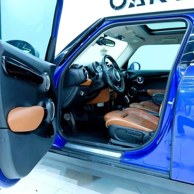 Used MINI Hatch Cooper S III (F55/F56) Facelift, 2.0 l, 2021 in Dubai by Carzilla Motors, Blue color. GCC Specs | AUTO.AE