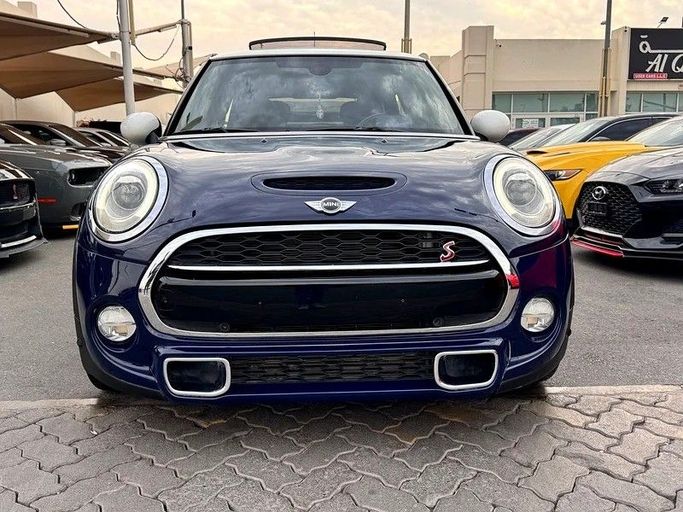 Подержанный MINI Hatch Cooper S III (F55/F56), 2.0 л, 2016 в Дубае от Al Qemah Used Cars Синий цвет. GCC | AUTO.AE