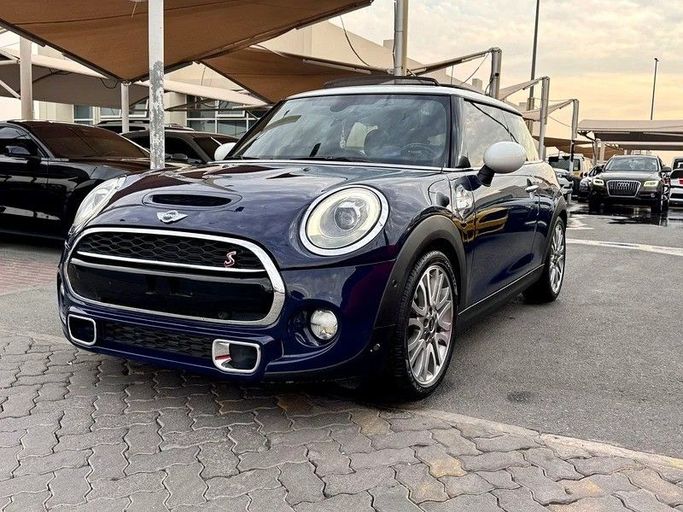 Подержанный MINI Hatch Cooper S III (F55/F56), 2.0 л, 2016 в Дубае от Al Qemah Used Cars Синий цвет. GCC | AUTO.AE