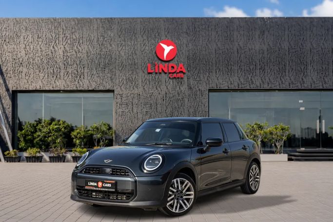 Подержанный ⁦MINI Hatch C IV (F65/F66/J01), 1.5 л, 2025⁩ в ОАЭ, Дубай от Linda Cars Черный цвет. GCC | AUTO.AE | Объявление #289953