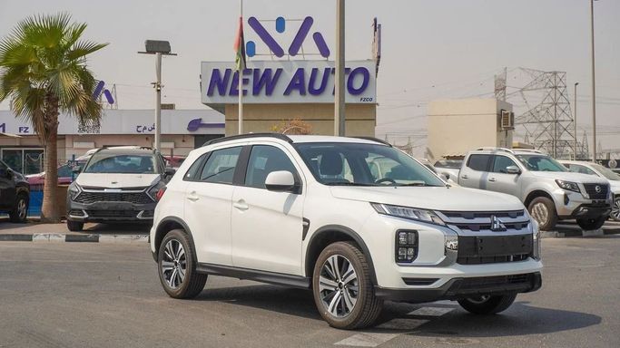 Новый Mitsubishi ASX I Рестайлинг 3, 2.0 л, 2025 в Дубае от NEW AUTO FZCO Белый цвет. GCC | AUTO.AE