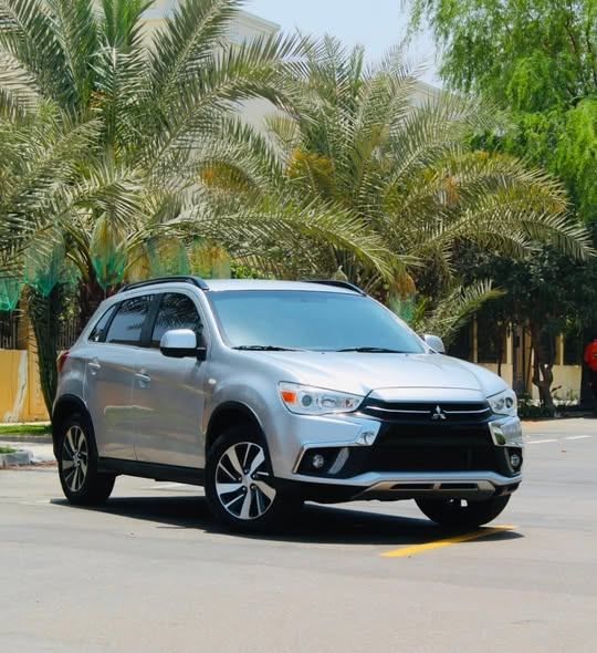Подержанный Mitsubishi ASX I Рестайлинг 2, 2.0 л, 2019 в ОАЭ, Дубай Серебристый цвет. GCC | AUTO.AE | Объявление #280957