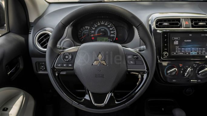 Новый Mitsubishi Attrage I Рестайлинг, 1.2 л, 2024 в Дубае от Milele Серебристый цвет. Other | AUTO.AE