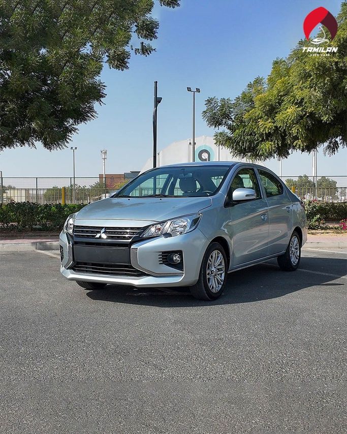 مستعملة Mitsubishi Attrage أنا فيس ليفت, 1.2 l, 2022 في في دبي من Tamilan Specialized Vehicles Trading LLC، اللون فضي.  | AUTO.AE