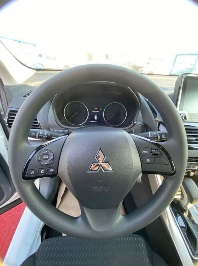 New Mitsubishi Eclipse Cross I Facelift, 1.5 l, 2024 in Dubai by Mohamed Hakim Motors, White color. GCC Specs | AUTO.AE