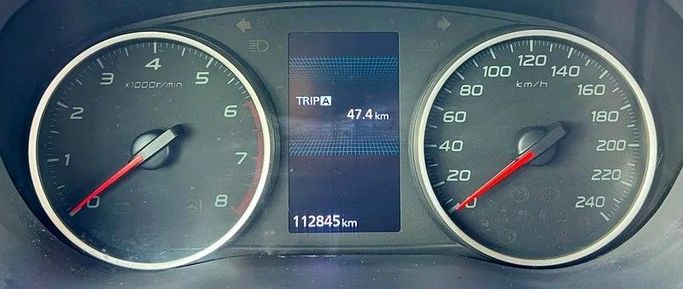 Подержанный Mitsubishi Eclipse Cross I, 1.5 л, 2018 в Дубае от Designo Cars Trading Серебристый цвет. GCC | AUTO.AE