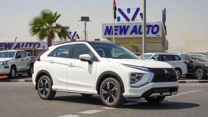 جديدة Mitsubishi Eclipse Cross أنا شد الوجه, 1.5 l, 2025 في في دبي من NEW AUTO FZCO، اللون أبيض. مواصفات الخليج | AUTO.AE