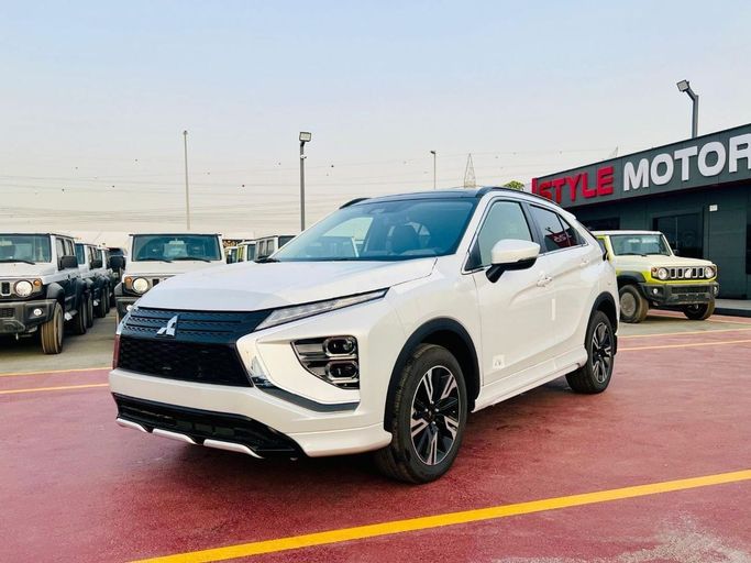 Новый Mitsubishi Eclipse Cross I Рестайлинг, 2.0 л, 2025 в Дубае от STYLE MOTORS FZE Белый цвет. GCC | AUTO.AE | Объявление #256854
