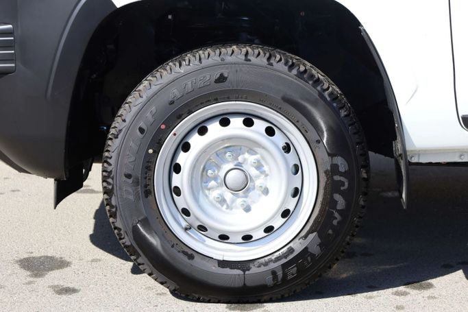 Новый Mitsubishi L200 VI, 2.4 л, 2025 в Дубае от JES Motors Белый цвет.  | AUTO.AE