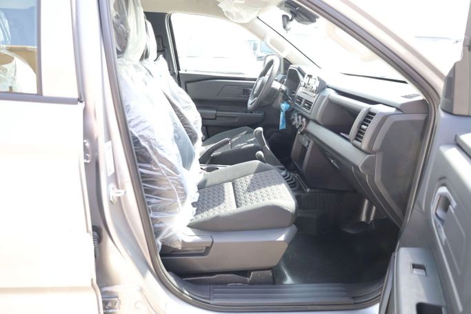 New Mitsubishi L200 V Facelift, 2.4 l, 2025 in Dubai by JES Motors, Silver color.  | AUTO.AE