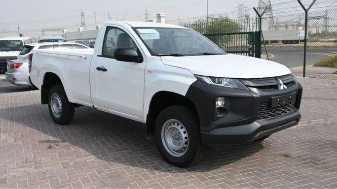 New Mitsubishi L200 V Facelift, 2.5 l, 2024 in Dubai by Mohamed Hakim Motors, White color. GCC Specs | AUTO.AE