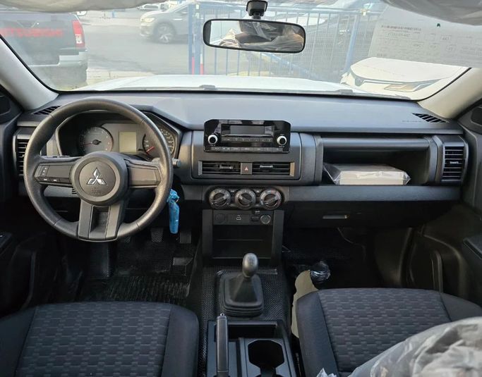 Новый Mitsubishi L200 VI, 2.4 л, 2024 в Дубае от Mohamed Hakim Motors Белый цвет. Other | AUTO.AE