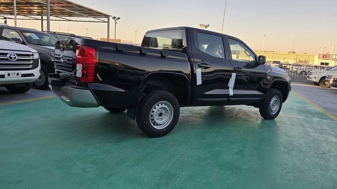 New Mitsubishi L200 V Facelift, 2.4 l, 2025 in Dubai by Mohamed Hakim Motors, Black color. Other | AUTO.AE