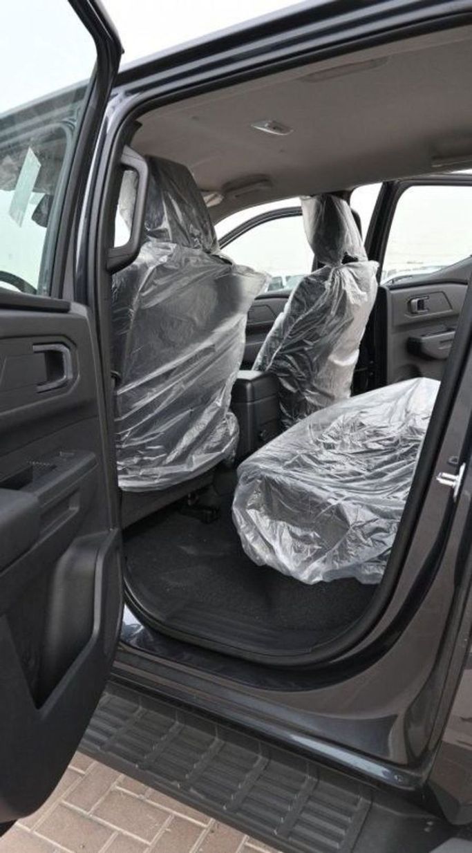 New Mitsubishi L200 V Facelift, 2.4 l, 2024 in Dubai by Mohamed Hakim Motors, Black color. Other | AUTO.AE