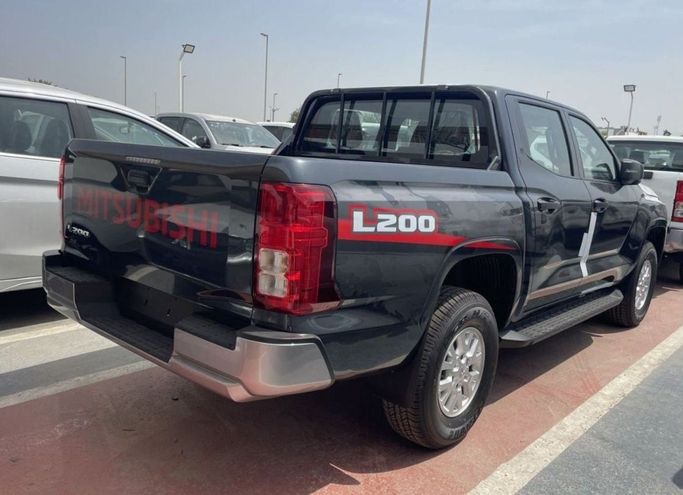 New Mitsubishi L200 V Facelift, 2.4 l, 2024 in Dubai by Mohamed Hakim Motors, Black color. Other | AUTO.AE