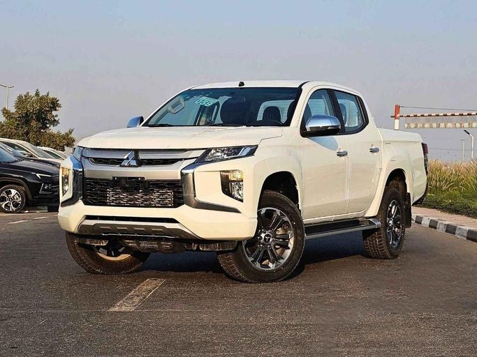 New Mitsubishi L200 V Facelift, 2.4 l, 2022 in Dubai by SK Motors, White color. GCC Specs | AUTO.AE