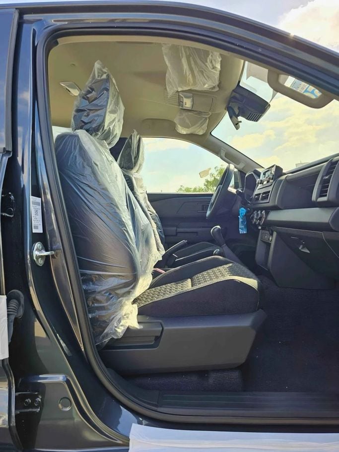 Новый Mitsubishi L200 VI, 2.4 л, 2024 в Дубае от SK Motors Серый цвет. GCC | AUTO.AE