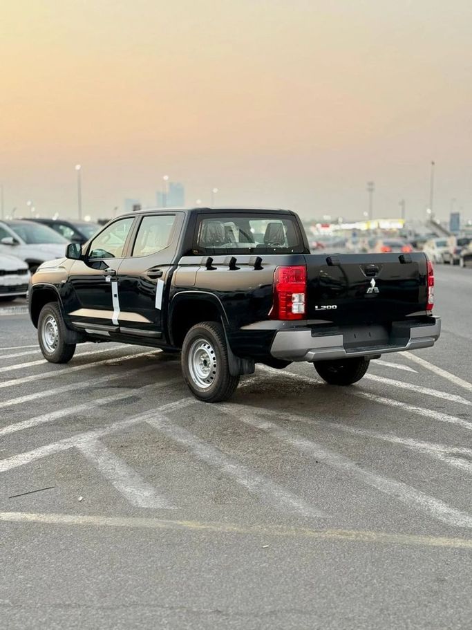 New Mitsubishi L200 VI, 2.4 l, 2025 in Dubai by World Center Motors FZE, Black color. Other | AUTO.AE