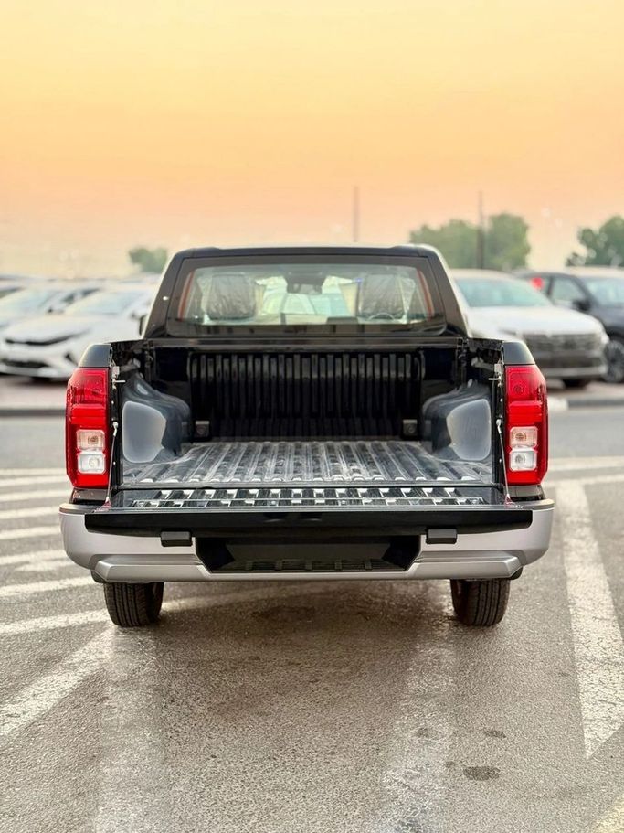 New Mitsubishi L200 VI, 2.4 l, 2025 in Dubai by World Center Motors FZE, Black color. Other | AUTO.AE