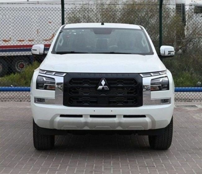 Новый Mitsubishi L200 VI, 2.4 л, 2025 в Дубае от TARGET MOTORS FZE Белый цвет. Other | AUTO.AE