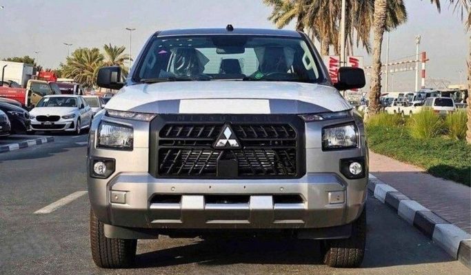 New Mitsubishi L200 VI, 2.4 l, 2025 in Dubai by TARGET MOTORS FZE, Silver color. GCC Specs | AUTO.AE