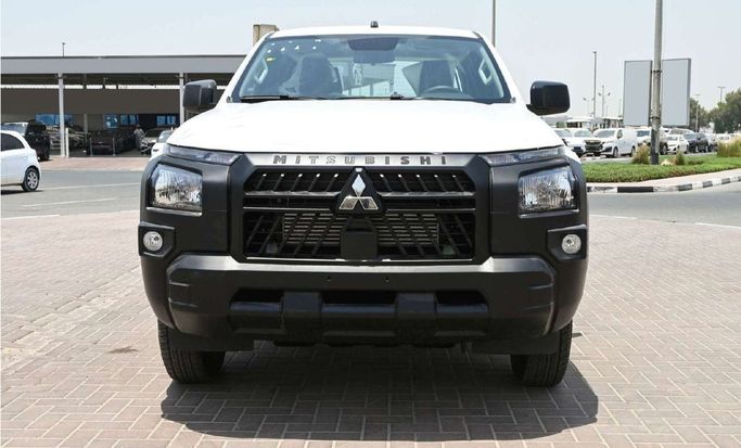 جديدة Mitsubishi L200 سادساً, 2.4 l, 2026 في في دبي من World Center Motors FZE، اللون أبيض. أخرى | AUTO.AE | إعلان #267641