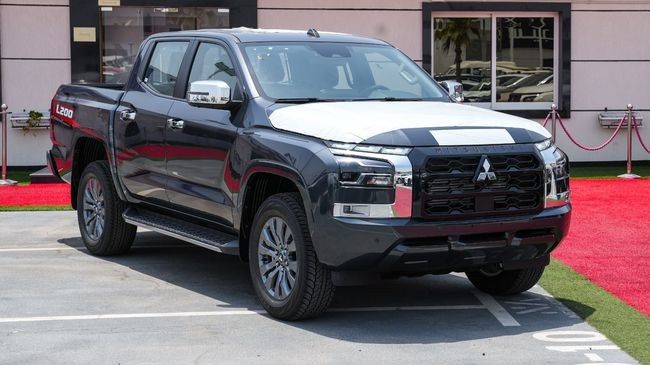 جديدة ⁦Mitsubishi L200 سادساً، 2.4 l، 2026⁩ في في الإمارات, دبي من NEW AUTO FZCO، اللون رمادي. مواصفات الخليج | AUTO.AE | إعلان #289061