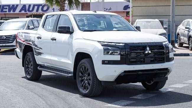 جديدة ⁦Mitsubishi L200 سادساً، 2.4 l، 2027⁩ في في الإمارات, دبي من NEW AUTO FZCO، اللون أبيض. مواصفات الخليج | AUTO.AE | إعلان #289686