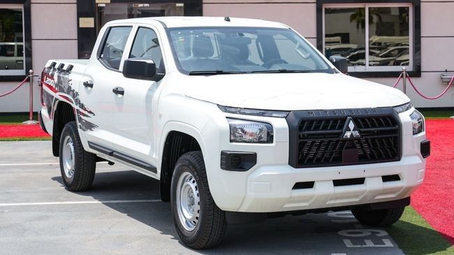 New ⁦Mitsubishi L200 VI, 2.4 l, 2026⁩ in UAE, Dubai by NEW AUTO FZCO, White color. GCC Specs | AUTO.AE | Listing #289985