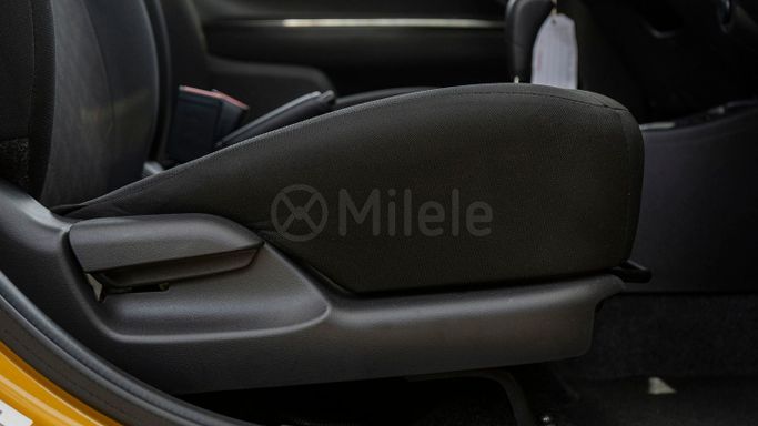 Подержанный Mitsubishi Mirage VI Рестайлинг 2, 1.2 л, 2024 в Дубае от Milele Желтый цвет. Other | AUTO.AE