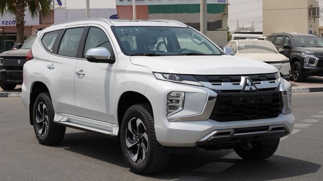 New ⁦Mitsubishi Montero Sport III Facelift, 3.0 l, 2026⁩ in UAE, Dubai by NEW AUTO FZCO, White color. GCC Specs | AUTO.AE | Listing #289996
