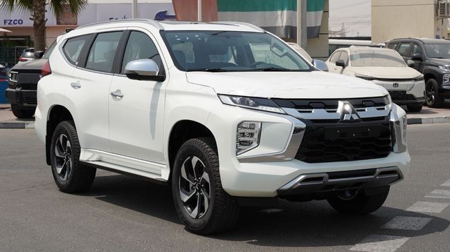 New ⁦Mitsubishi Montero Sport III Facelift, 3.0 l, 2026⁩ in UAE, Dubai by NEW AUTO FZCO, White color. GCC Specs | AUTO.AE | Listing #289998