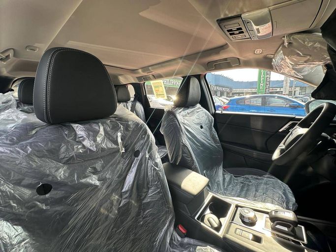Новый Mitsubishi Outlander IV, 2.5 л, 2023 в Дубае от Philippine Used Cars Showroom Черный цвет. GCC | AUTO.AE