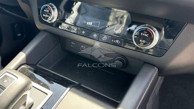 Новый Mitsubishi Outlander IV Рестайлинг, 2.4 л, 2025 в Дубае от Falcons GT Motors FZCO Серый цвет. GCC | AUTO.AE