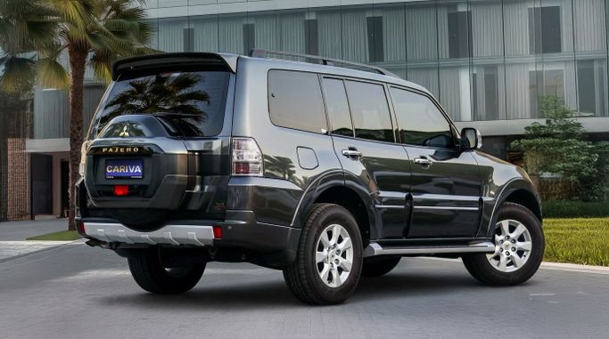 Used Mitsubishi Pajero IV Facelift 2, 3.0 l, 2022 in Dubai by Cariva Used Cars , Grey color. GCC Specs | AUTO.AE