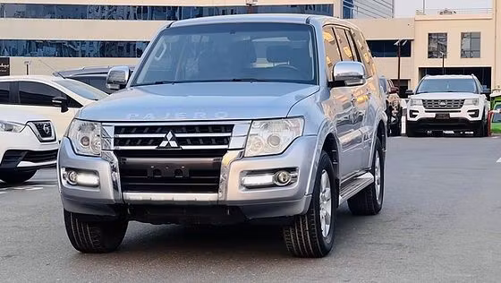 Подержанный Mitsubishi Pajero IV (V80/V90) Рестайлинг 2, 3.5 л, 2016 в Дубае от DEVA CARS Серебристый цвет. GCC | AUTO.AE | Объявление #245762
