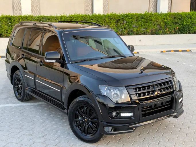 مستعملة Mitsubishi Pajero عملية فيس ليفت IV 2, 3.8 l, 2020 في في دبي من NEW ABU TAJ MOTORS، اللون أسود. مواصفات الخليج | AUTO.AE | إعلان #262651
