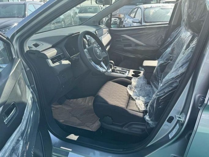 Новый Mitsubishi Xpander I Рестайлинг, 1.5 л, 2024 в Дубае от Mohamed Hakim Motors Серебристый цвет. GCC | AUTO.AE