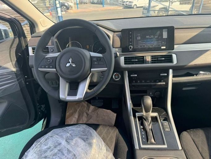 Новый Mitsubishi Xpander I, 1.5 л, 2024 в Дубае от Mohamed Hakim Motors Черный цвет. Other | AUTO.AE