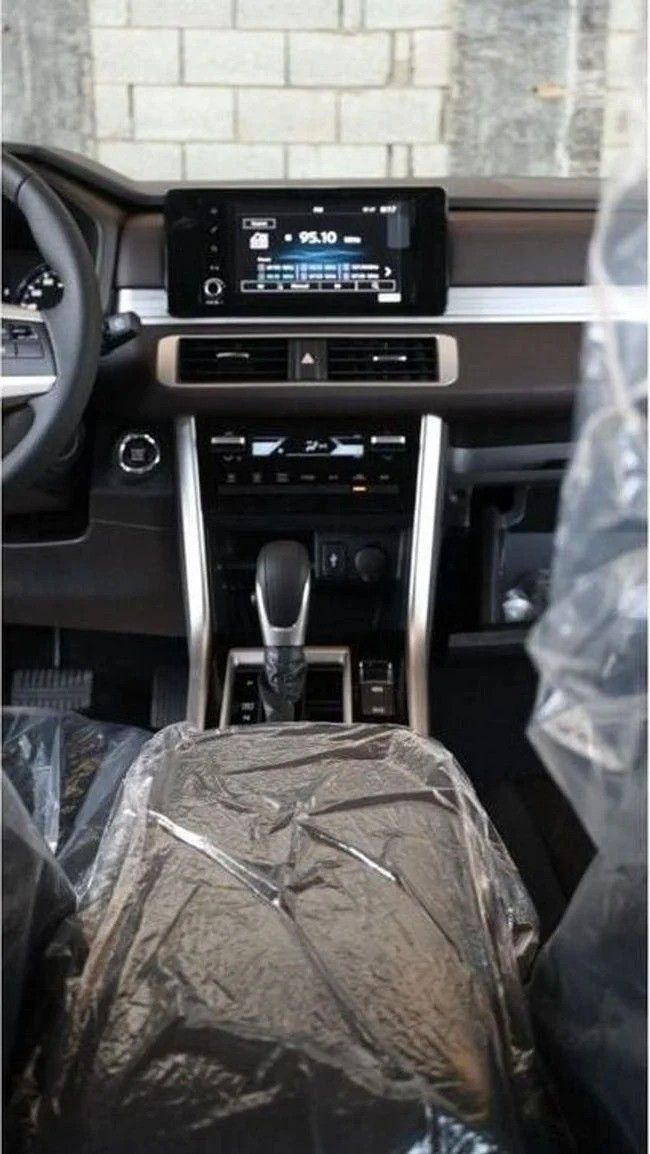 New Mitsubishi Xpander I Facelift, 1.5 l, 2024 in Dubai by AYT Motors, Black color. Other | AUTO.AE