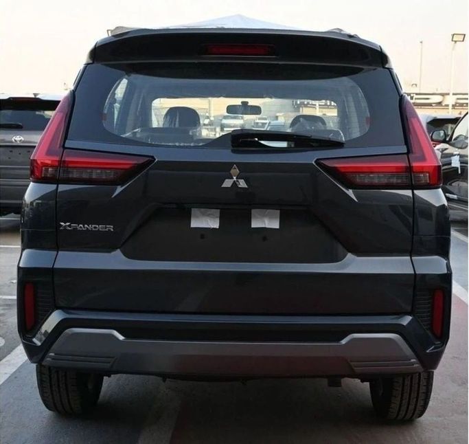 New Mitsubishi Xpander I Facelift, 1.5 l, 2024 in Dubai by AYT Motors, Black color. Other | AUTO.AE