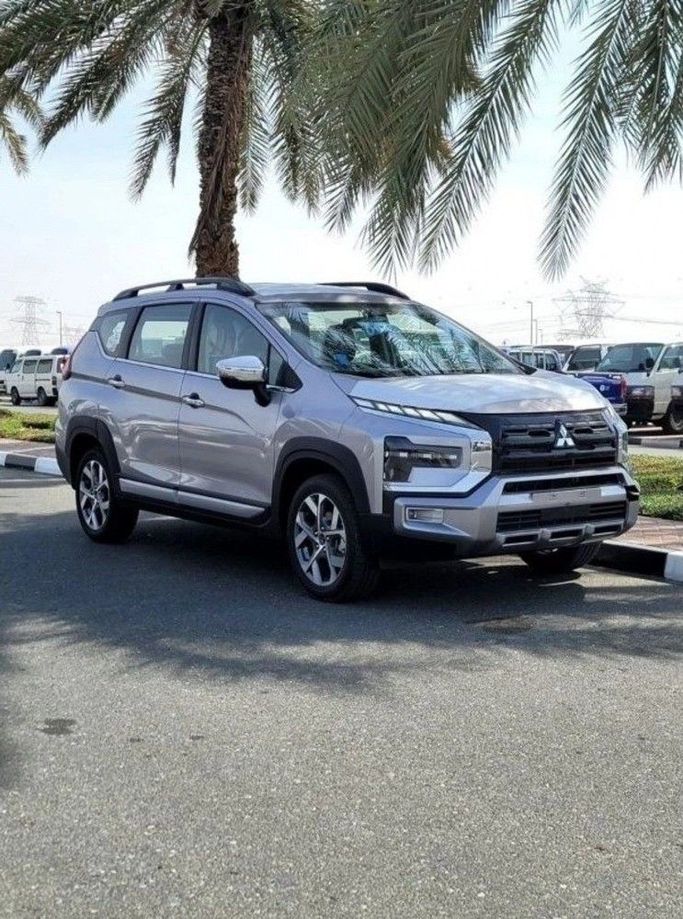 Новый Mitsubishi Xpander I Рестайлинг, 1.5 л, 2024 в Дубае от TARGET MOTORS FZE Серебристый цвет. Other | AUTO.AE