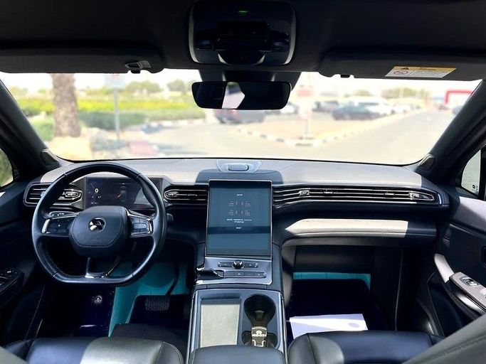 Used Nio ES6 I, 2021 in Dubai by 66 Motors, White color. Chinese Specs | AUTO.AE